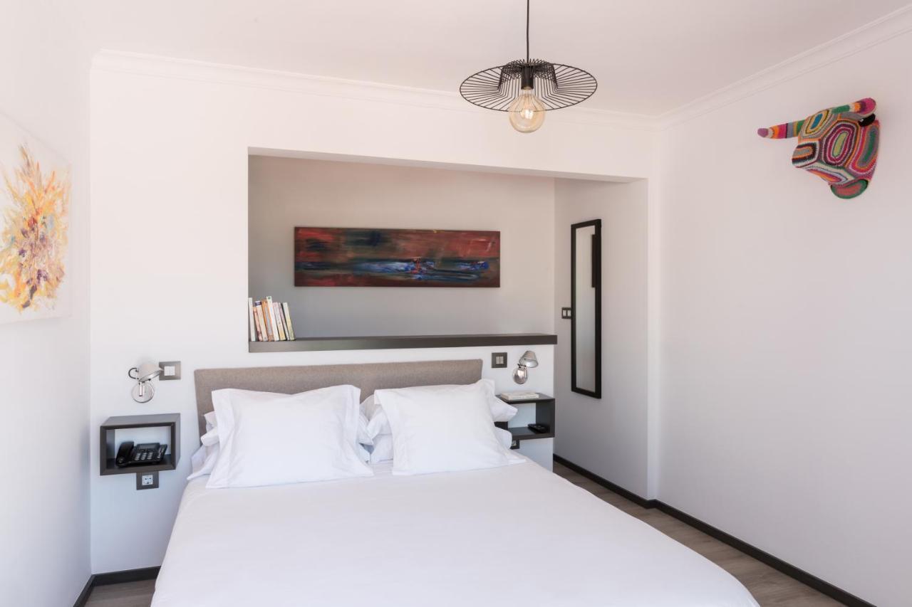 Puerta Catedral Holiday Suites Seville Ngoại thất bức ảnh