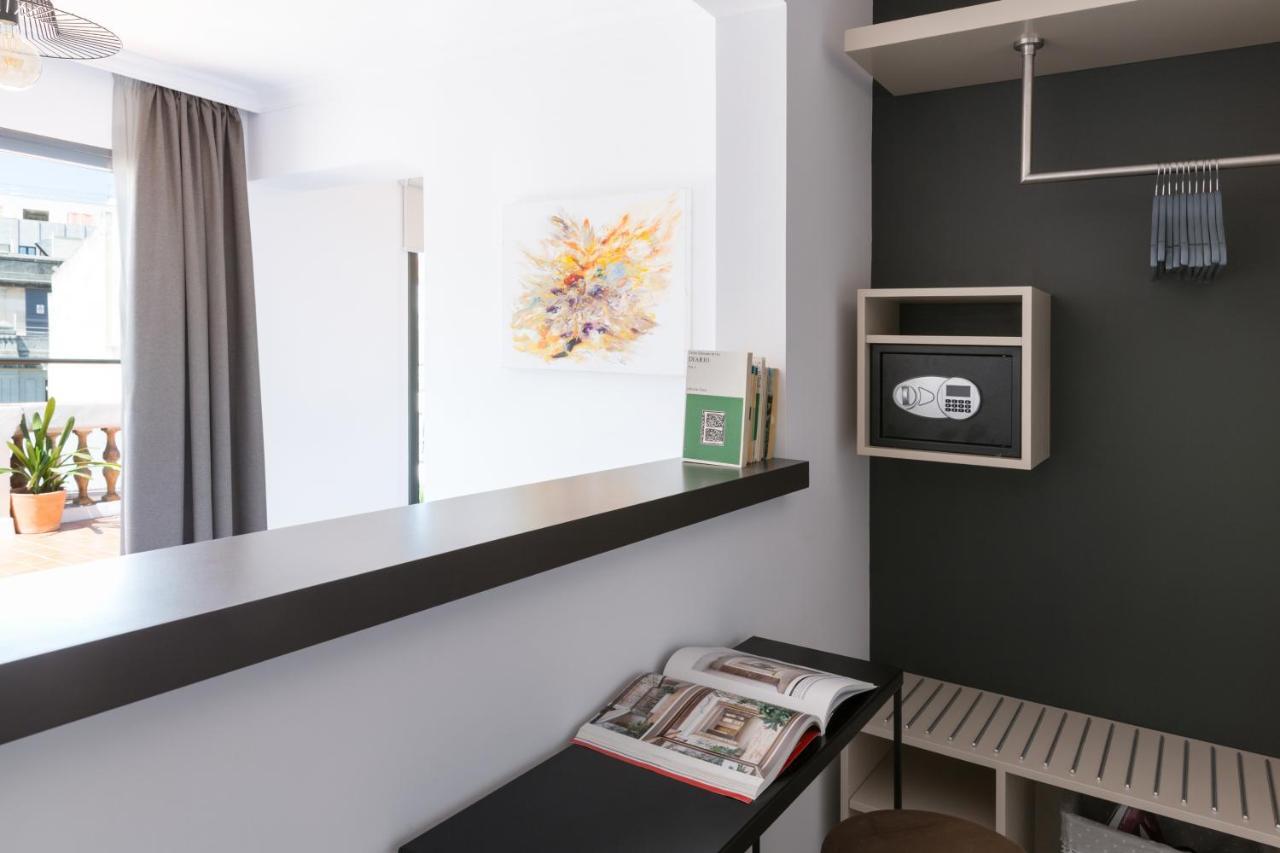 Puerta Catedral Holiday Suites Seville Ngoại thất bức ảnh